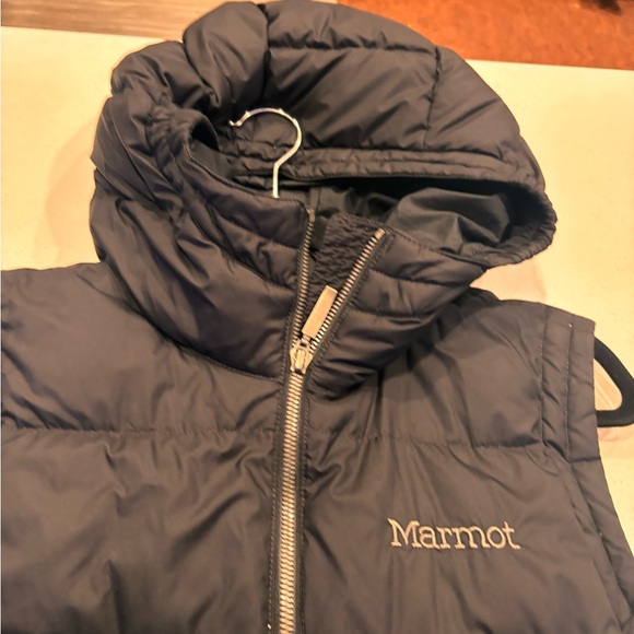 Marmot Black Puffer Vest - Picture 7 of 14